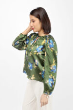 Women’s Floral Printed Smocked Neck Top - Image 3