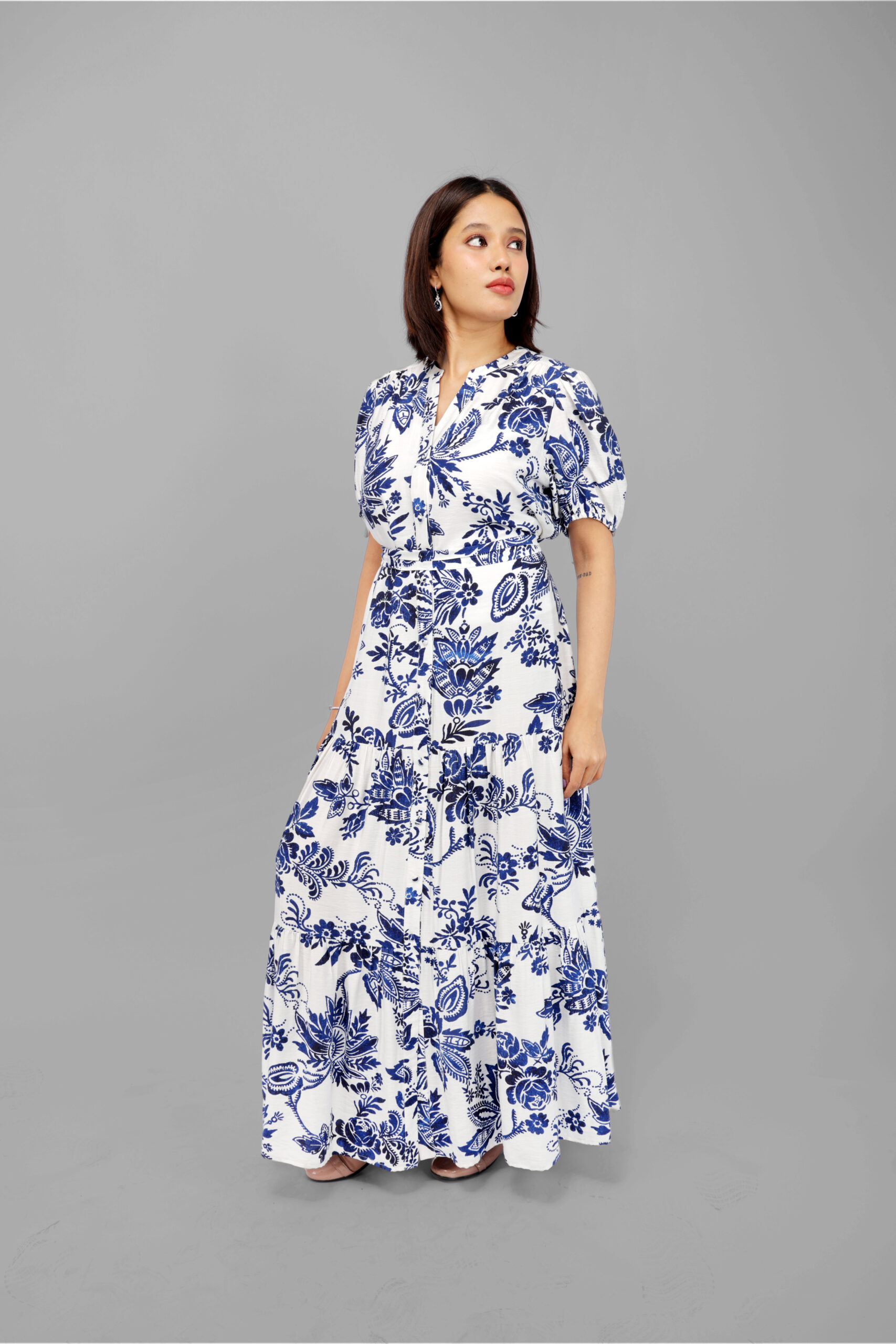 01 (25) Elegant Blue Floral Maxi Dress White - Image 1